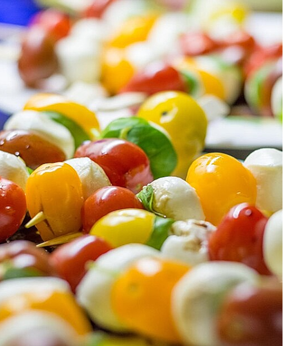 Receita Tradicional Chinesa de Tanghulu: Frutas Caramelizadas no Espeto – Uma Doçura Autêntica