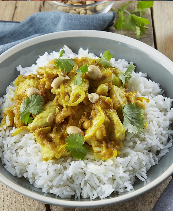 Pollo Mafé (Senegal) — Tradycyjne danie w sosie orzechowym