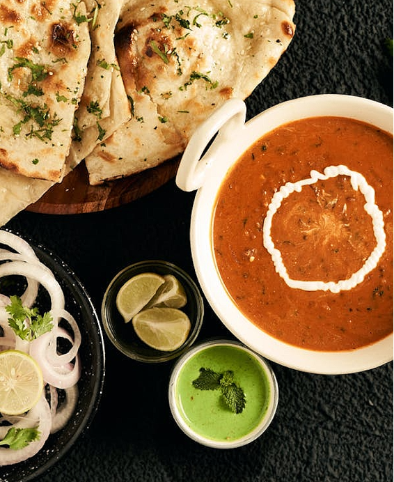 Butter Chicken (Murgh Makhani) — Kurczak maślany, jego historia, przepis i warianty
