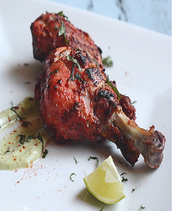 Tandoori Chicken (तंदूरी चिकन) — Murgh au dahi, épices (मसाले), tandoor et poulet au feu de bois