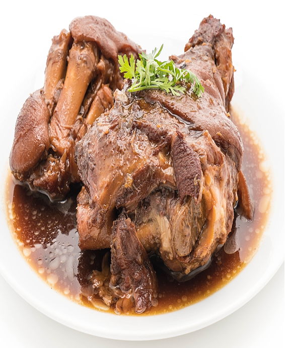 Red Wine Pork Trotter Stew (Pies de Cerdo al Vino Tinto)