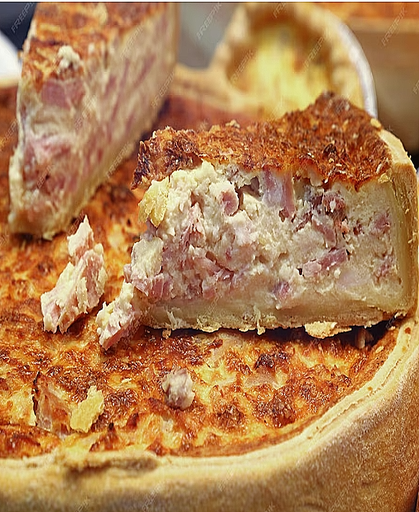 Deux Versions Authentiques de la Quiche Lorraine : La Recette Classique de Julia Child et la Traditionnelle d'Elizabeth David