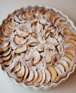 Recette détaillée de la Tarte Normande, réalisée selon les techniques précises et professionnelles de l’école hôtelière CAP.