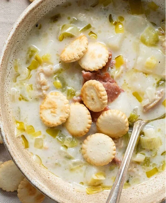 New England Clam Chowder – Ulubiona zupa małżowa Johna F. Kennedy’ego z New England