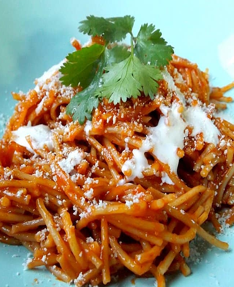 Sopa Seca de Pasta Soupe sèche aux pâtes, tomate et épices — Mexique