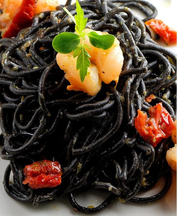 Espagueti con Mole Negro Spaghetti au mole negro de Oaxaca — Mexique