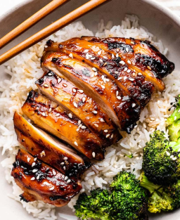 Authentische und Raffinierte Teriyaki-Sauce mit Dashi, Mirin, Sake, Kombu und Sesam für Marinaden und Grillgerichte